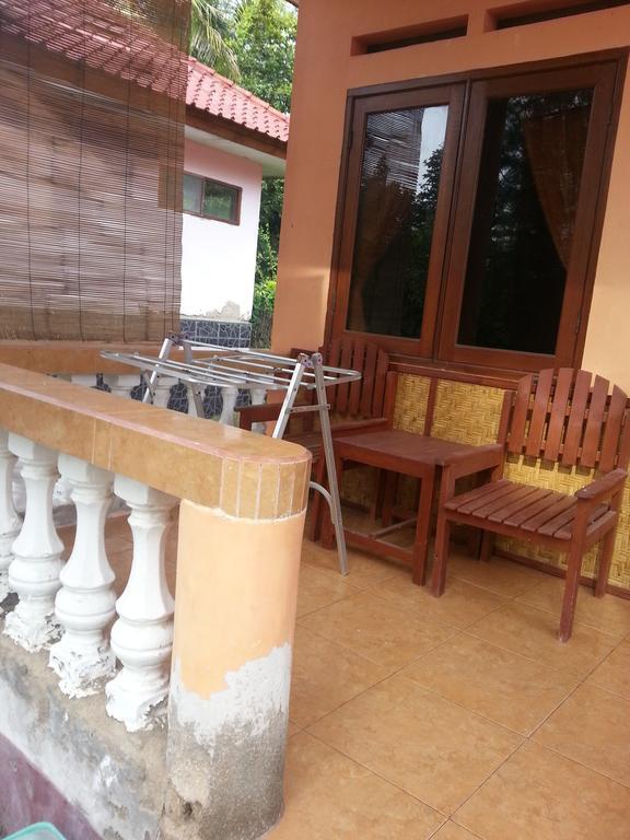 Kalinka Inn Gili Meno Exterior foto