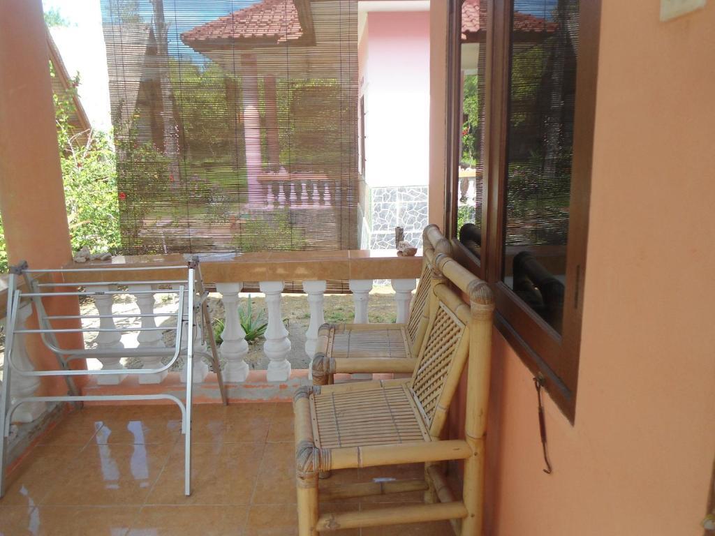 Kalinka Inn Gili Meno Exterior foto