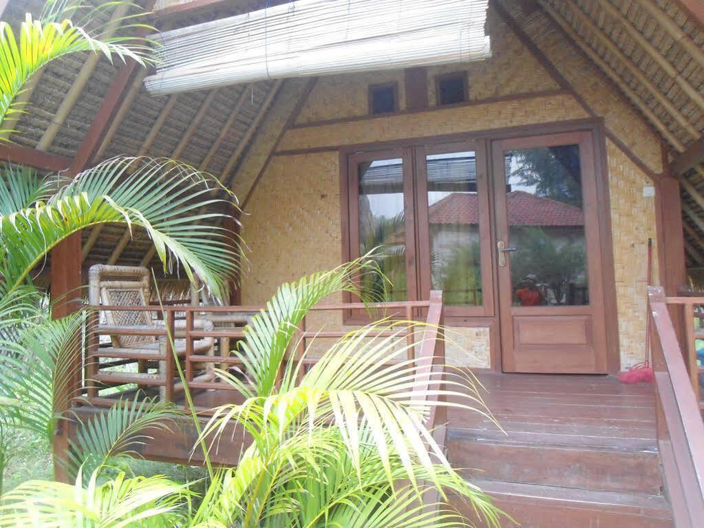 Kalinka Inn Gili Meno Exterior foto
